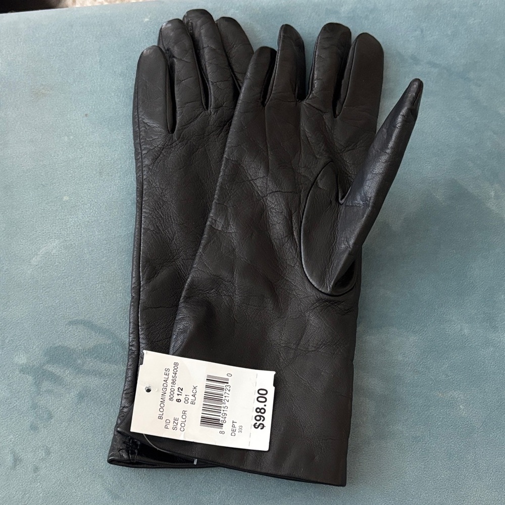 Bloomingdale's Black Leather Gloves